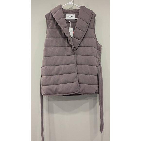 NWT Spanx Air Essentials Puffy Vest In Smoke Size 1X - Picture 13 of 13